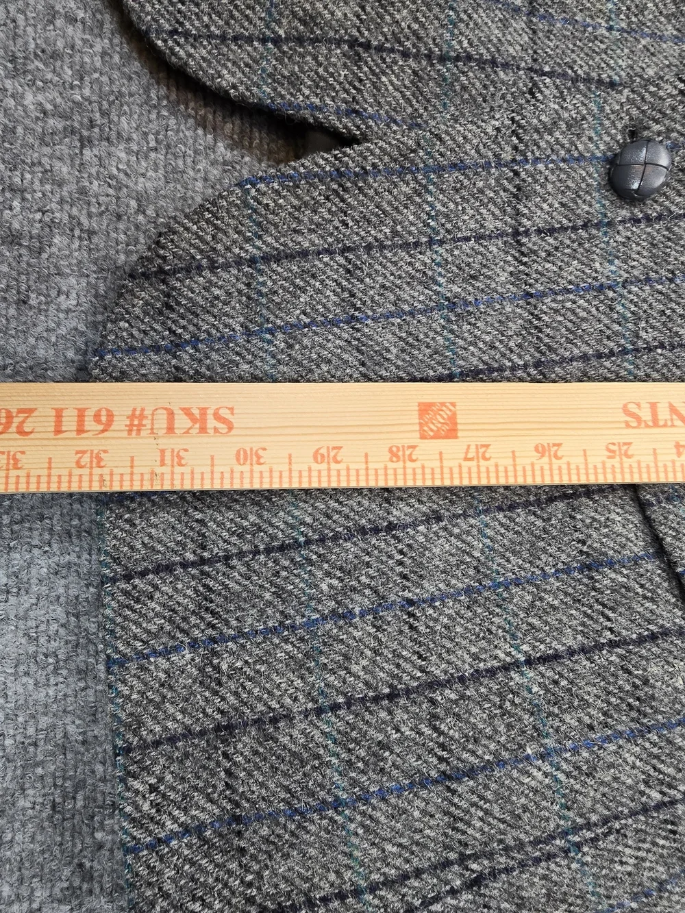 Donegal II Irish Pure New Wool Blazer 44R Gray Blue Windowpane Sport Coat